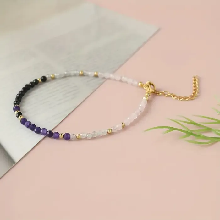 Zapestnica iz ametista, kamene strele, obsidiana in roževca z zlatimi detajli 5631