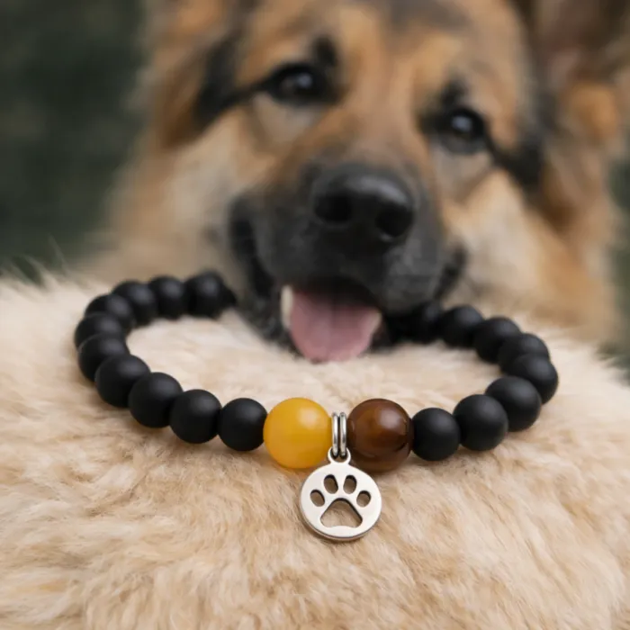 Zapestnica s tačko – simbol ljubezni do živali 6493